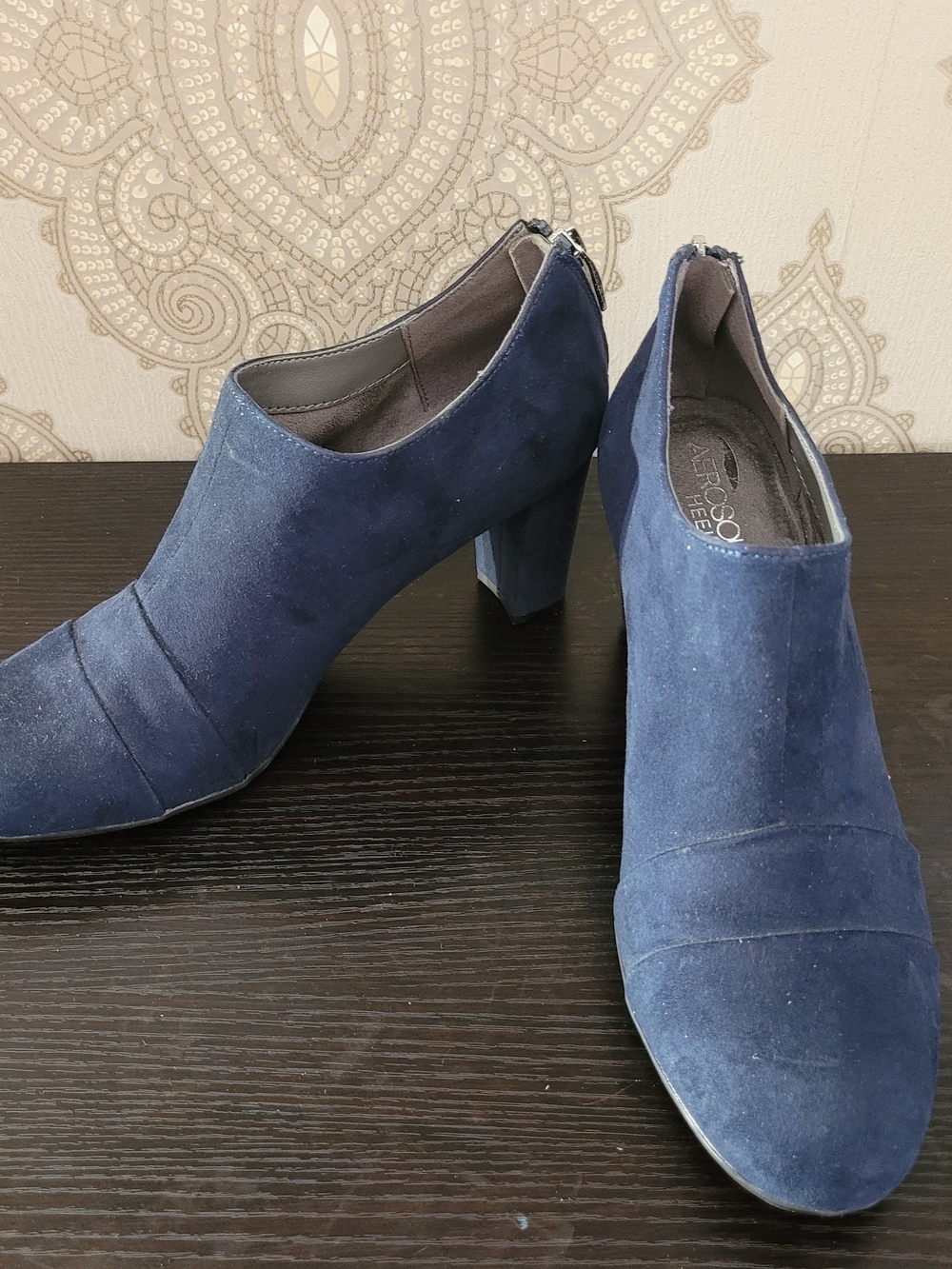 AEROSOLES Navy Suede Block Heel Ankle Booties